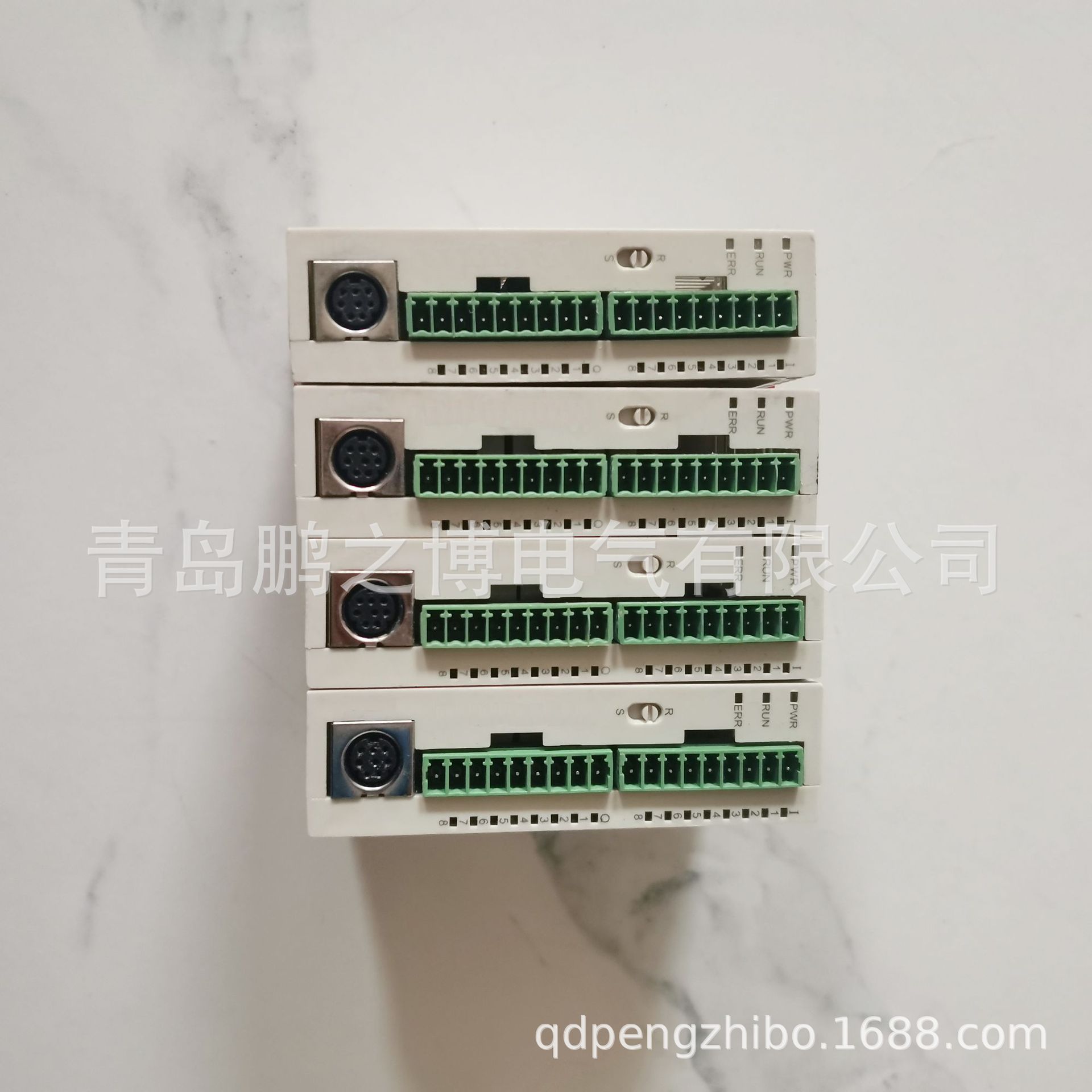 国产迷你PLC8进8出7寸屏