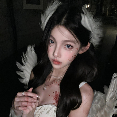 战损白天鹅万圣节白色羽毛翅膀