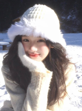 冰雪奇缘 冬季白色毛茸茸渔夫帽旅游保暖防寒显脸小盆帽毛绒帽子