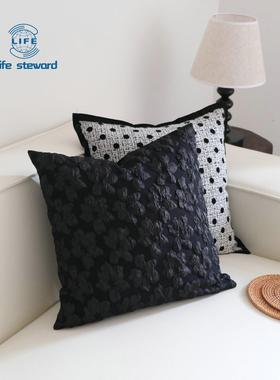 中古风轻奢抱枕黑色立体花朵腰枕波点沙发靠垫靠枕 cushion cover