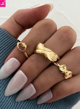 3PcsEmbracehandRetro