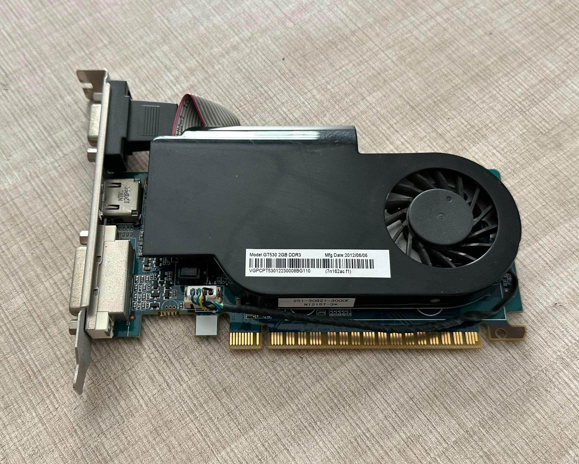 蓝宝石头gt530显卡！2g显卡！DDR3显卡！原装拆机！无