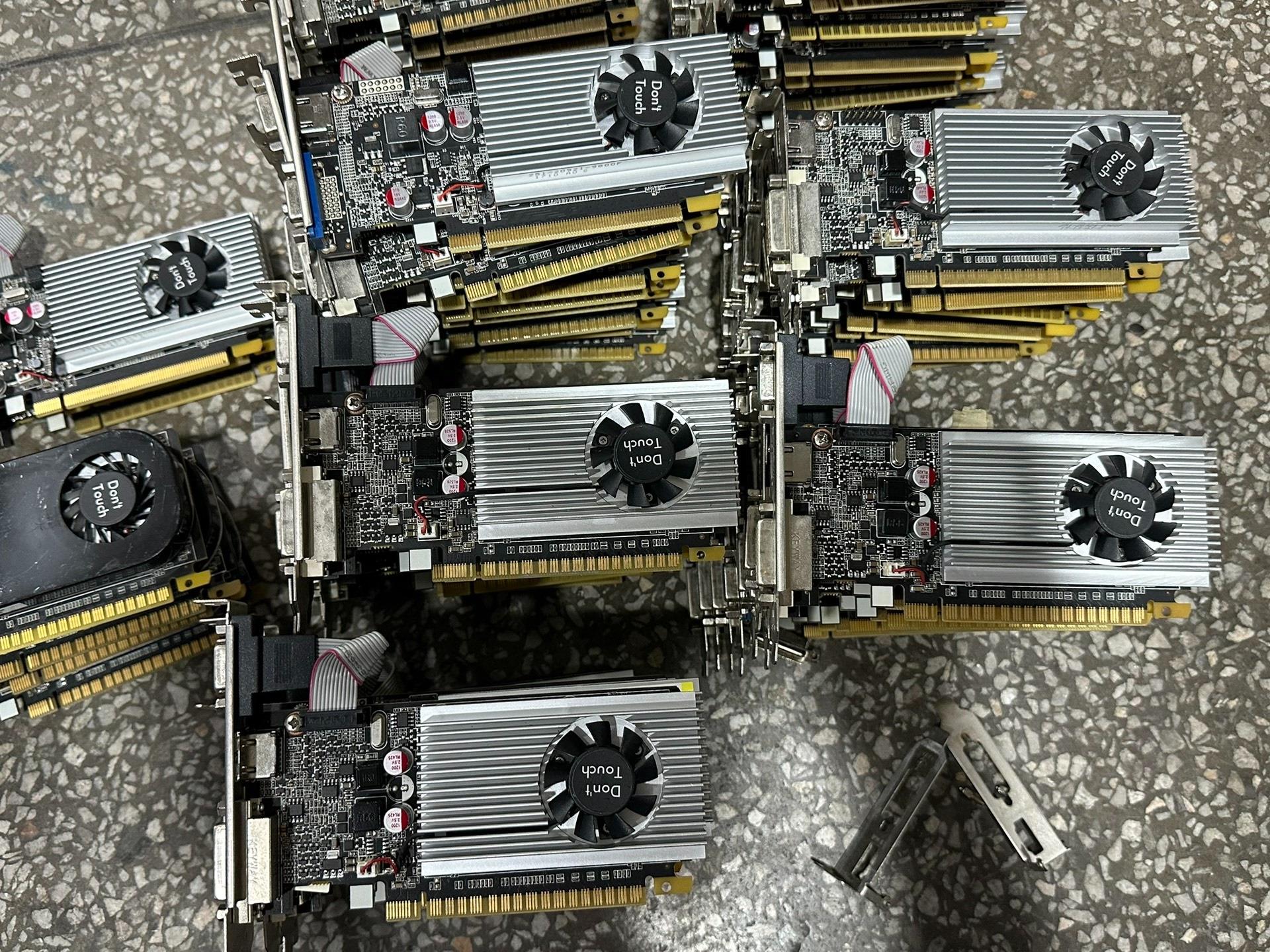 400个蓝宝石GT705 1G显卡 接口DVI+HDMI+V