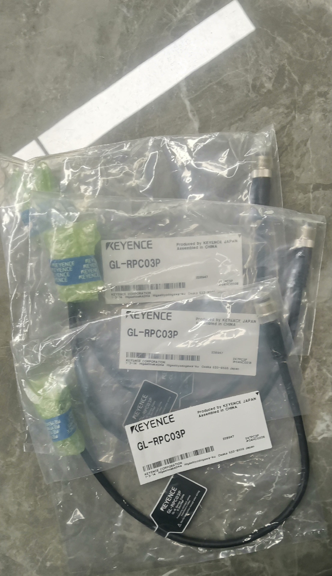GL-RPC03P  ，原装正品基恩士线缆，数量3根，有需要