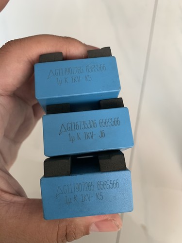 ABB变频器 acs580 880 530电容 1uf 1k