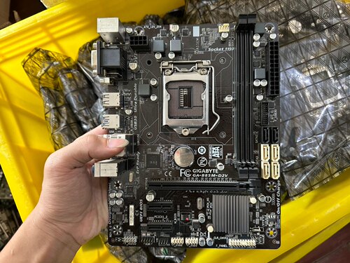 技嘉和b85M-D2V主板！成色漂亮！性能完好！无维修！清一