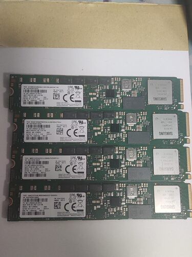 Samsung 三星 M.2 nvme pm983 960G