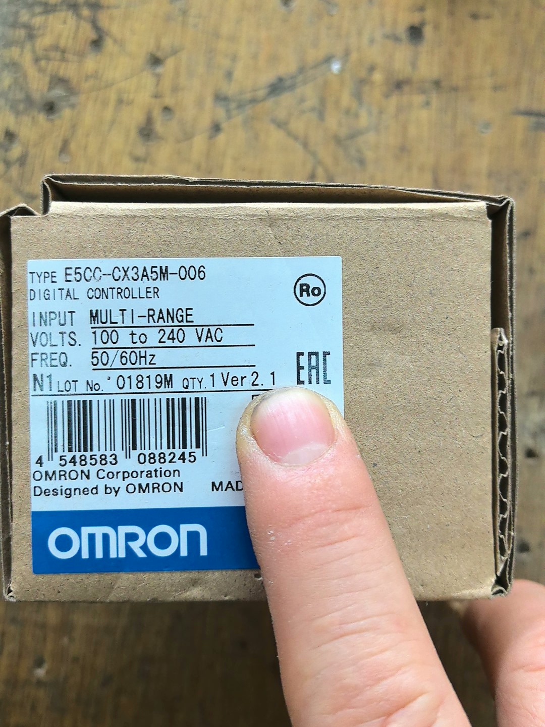 原装欧姆龙温控器E5CC-CX3A5M-006  2个议价