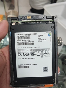 7.68tb 固态硬盘拆机 12gb SSD emc