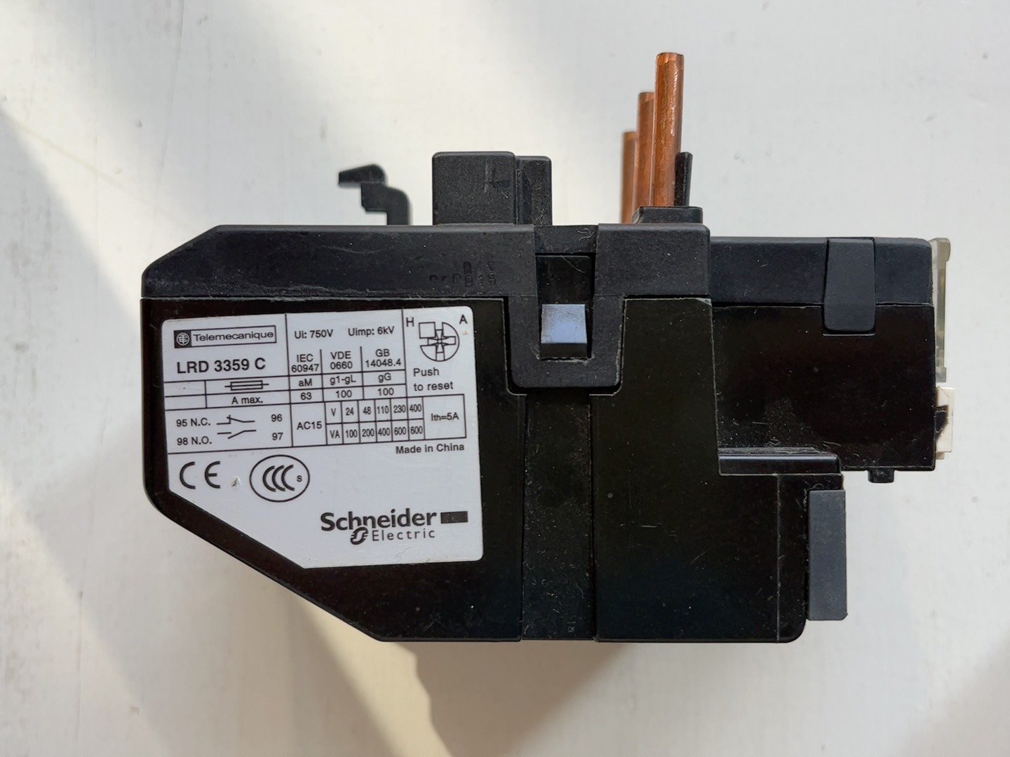 施耐德热继电器 LRD3359C 二手拆机，九成新，只有2个