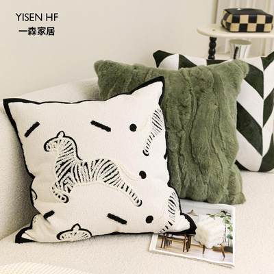 YISEN法式中古风沙发抱枕黑白斑马刺绣靠枕绿色兔毛靠垫软装靠包