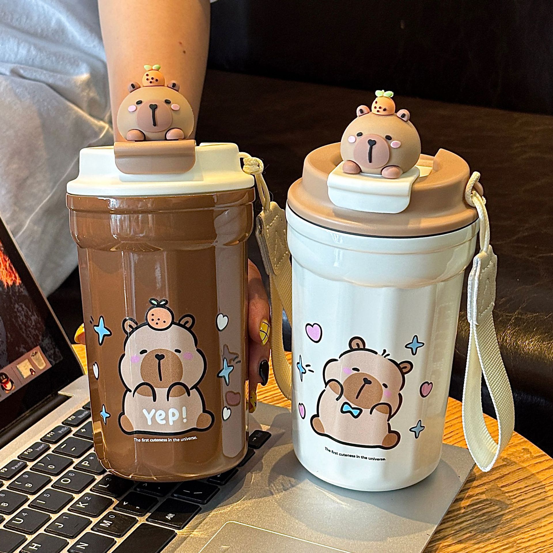 卡皮巴拉水杯儿童保温杯女孩上学专用幼儿园小学生双饮杯吸管水壶