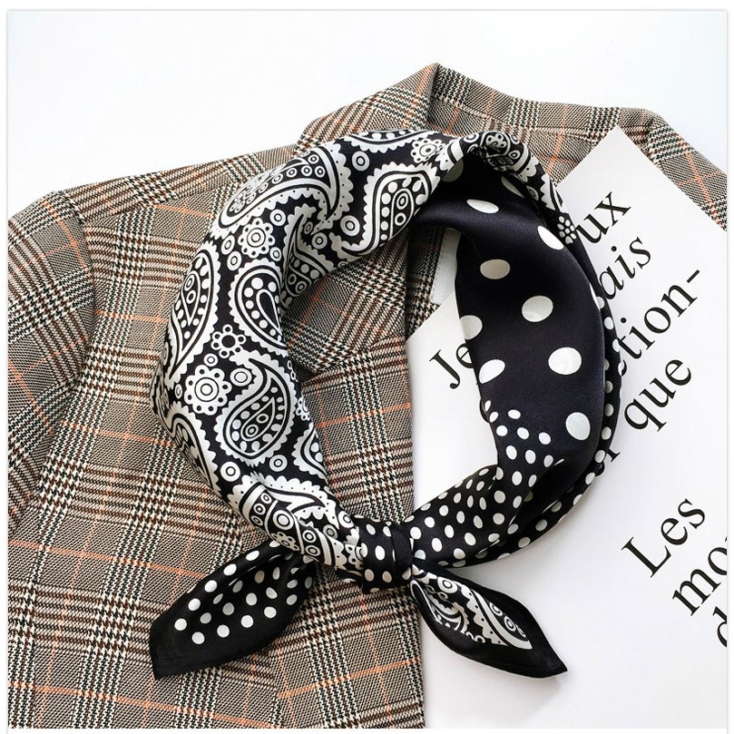 经典英伦风真丝小方巾女丝巾薄款丝绸领巾春秋百搭装饰桑蚕丝围巾