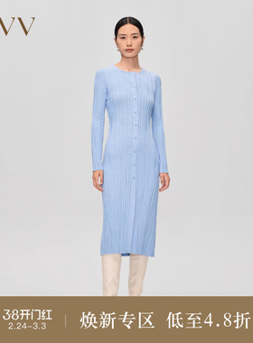 OVV Outlet 秋冬新款女羊毛立体曲线坑条装饰圆领长袖针织连衣裙