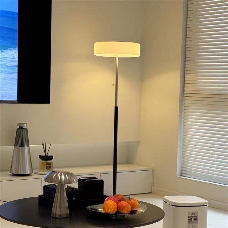 法式中古落地灯客厅沙发旁边高级感意式设计师轻奢卧室立式台灯