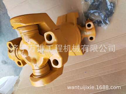 推土机D65PX-12 万向节总成 14X-11-11100