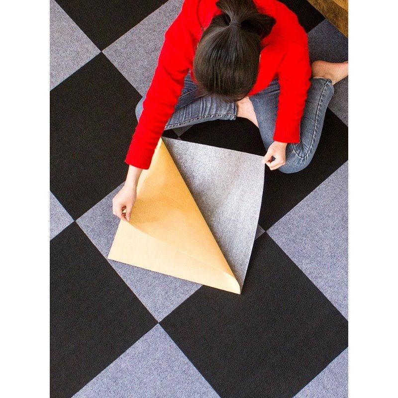 满铺拼接方块地毯垫自带背胶一撕即粘商用办公室写字楼酒店防滑毯