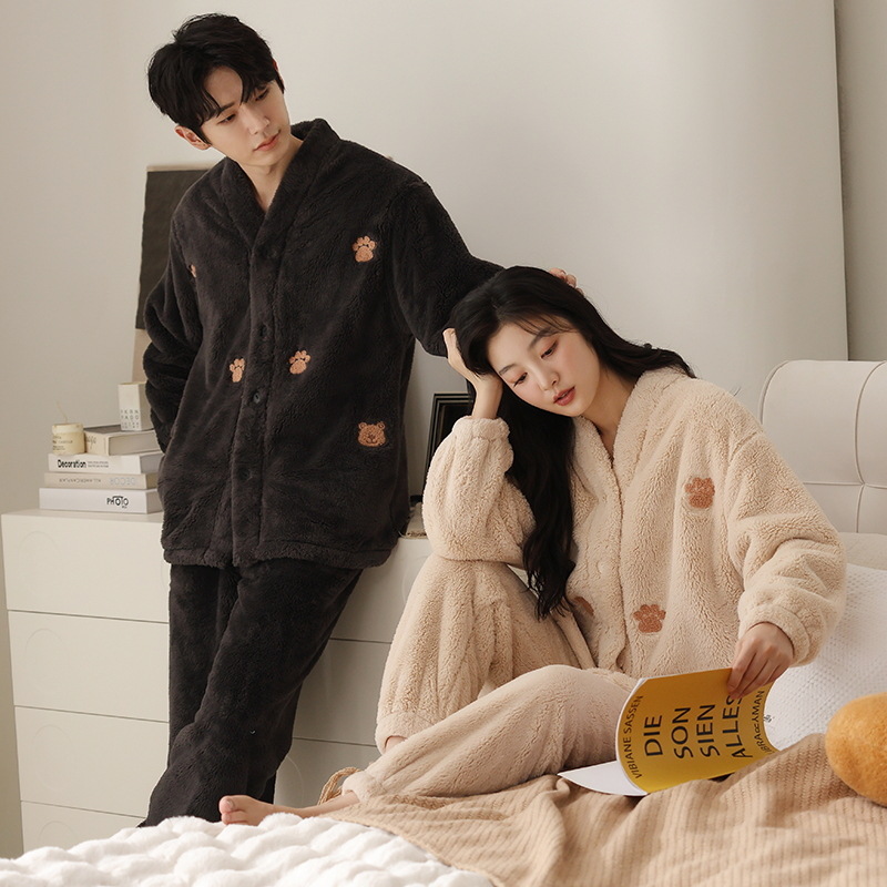 情侣睡衣秋冬季珊瑚绒一男一女加绒加厚法兰绒冬款开衫家居服套装