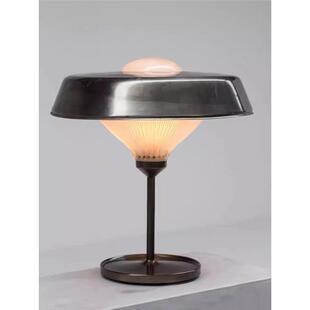 后现代简约轻奢台灯设计师样板间客厅卧室床头灯美式复古个性台灯