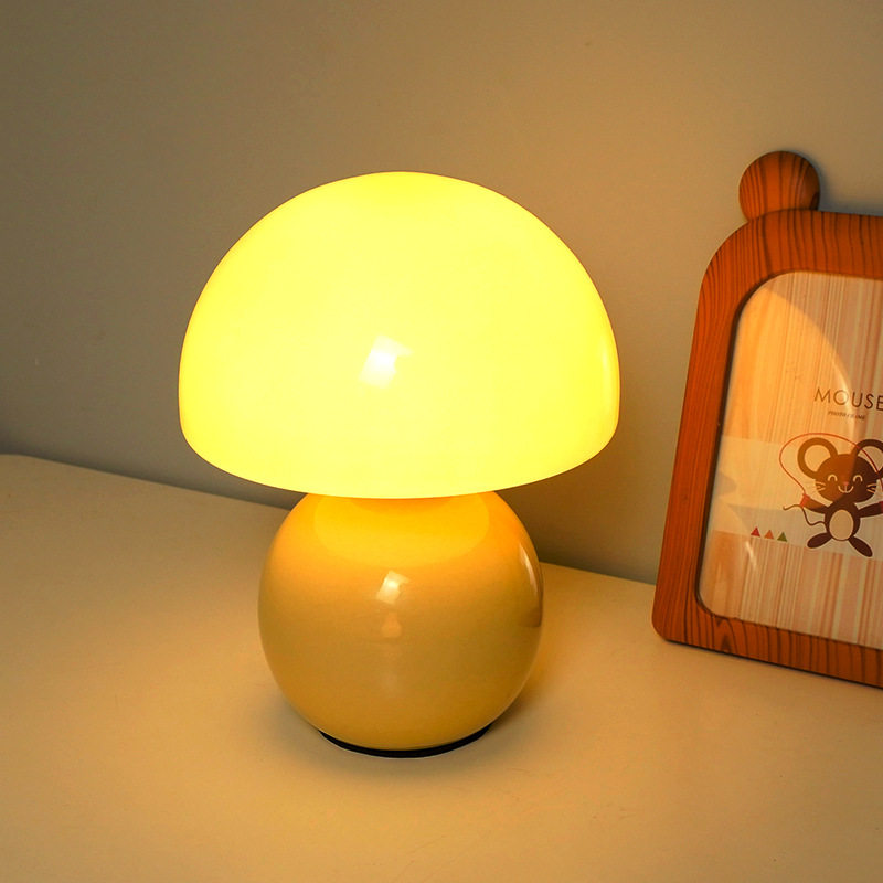 卧室床头灯高级感奶油风蘑菇台灯装饰ins中古琉璃氛围小夜灯书房