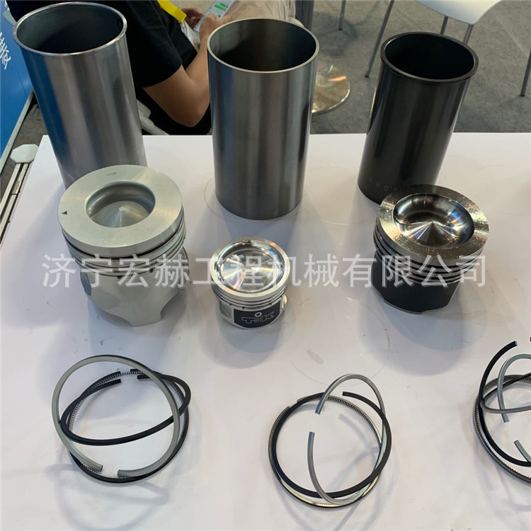 装载机玉柴发动机四配套6105QC缸套 活塞销 活塞环 活塞 进排气门