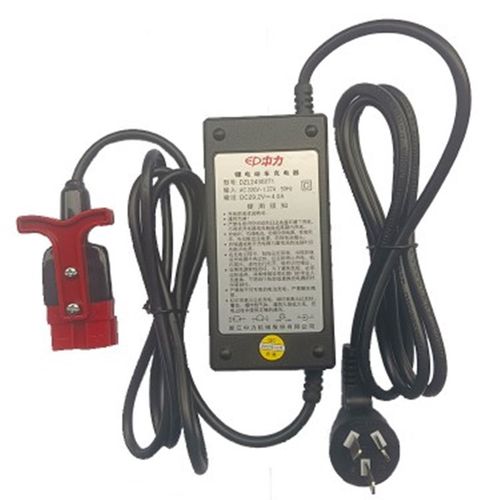 中力叉车bDB4 和F4锂电池电动搬运车充电机器