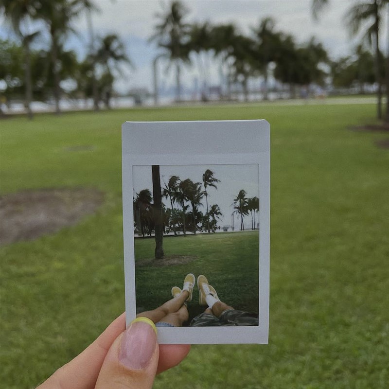 富士拍立得instax mini7s/7c/25/11/9/90/12白边Z花边相纸胶卷