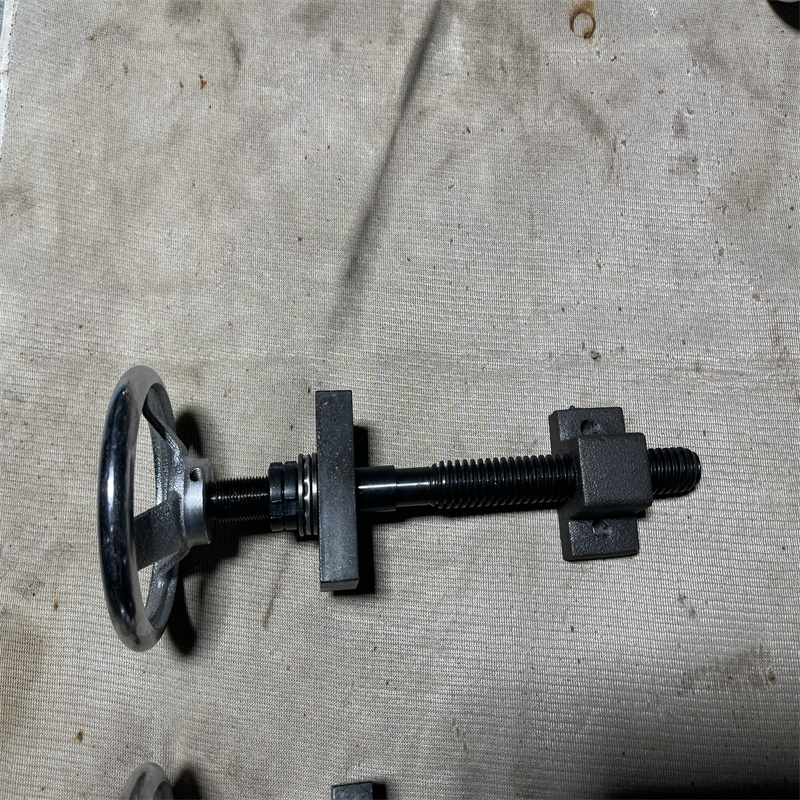 精密手摇刻度螺纹杆螺母正反牙丝杆套装G45#钢T型升降传动轴承套