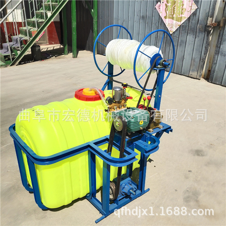 拖拉机后悬挂式打药车 8米展臂喷药机 玉米小麦牵引式打药机