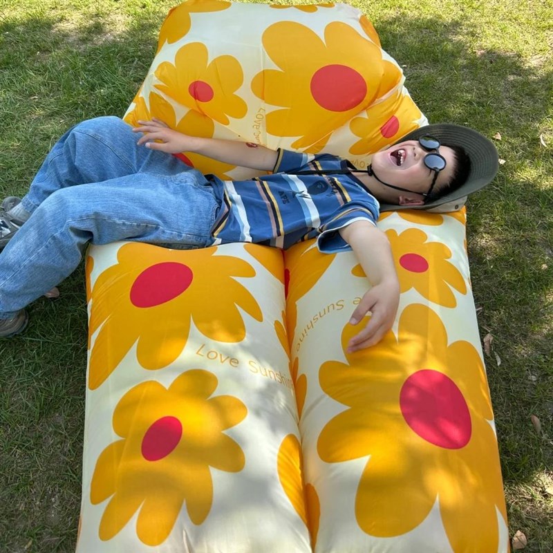 户外充气沙发床懒人可躺可睡气垫便携野K营野餐公园露营音乐节春