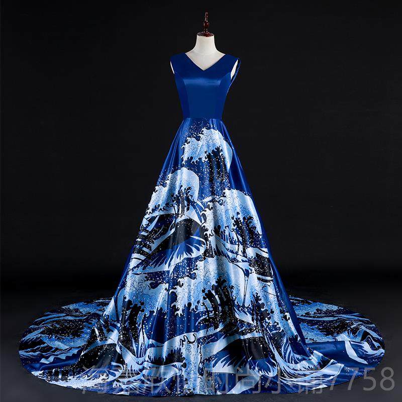 正品2023新款中国舞风模特走演主出服长款大秀拖尾持人台晚礼服单