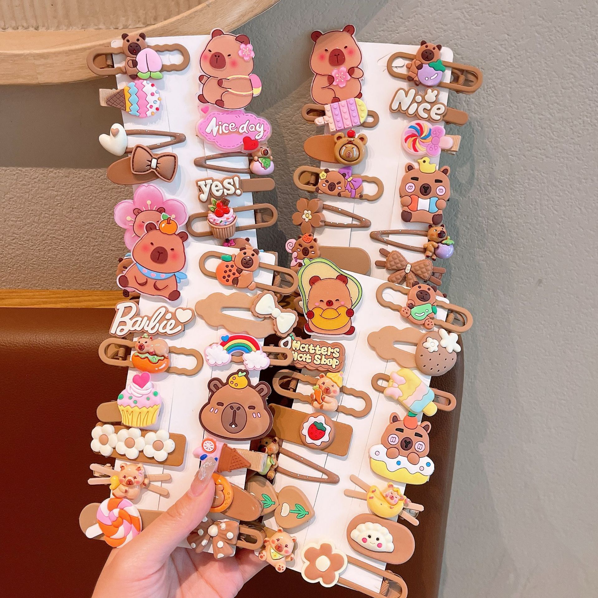 卡皮巴拉儿童饰品发夹套装女童卡通刘海侧边碎发夹高级感宝宝头饰