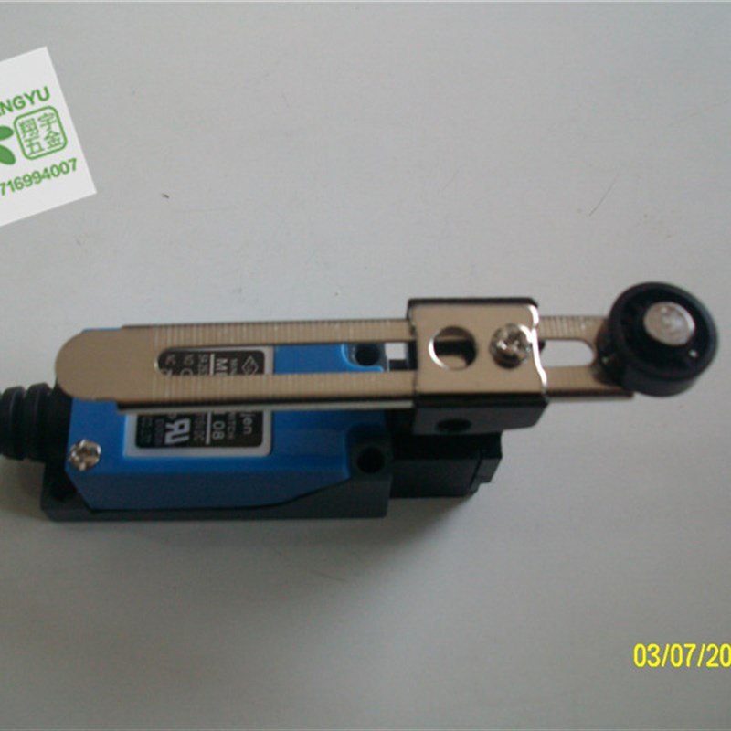 。木工机械配件 排钻 手动封边机 微动限位行程开关8108 滑轮开关