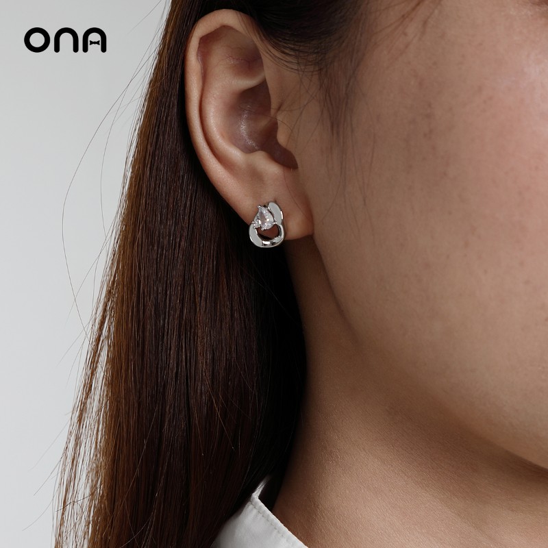 ona短款链条拼件耳钉女韩国气质网红高级感耳坠2021年新款潮耳饰