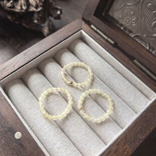 和田玉青海料蜂蜜水卡3-4mm小米珠戒指不送证弹力绳拍下备注圈口