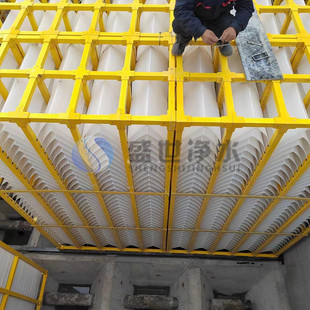 沉淀池侧向流A型板填料 盛世净水平流泥水分流倒V型斜板厂家