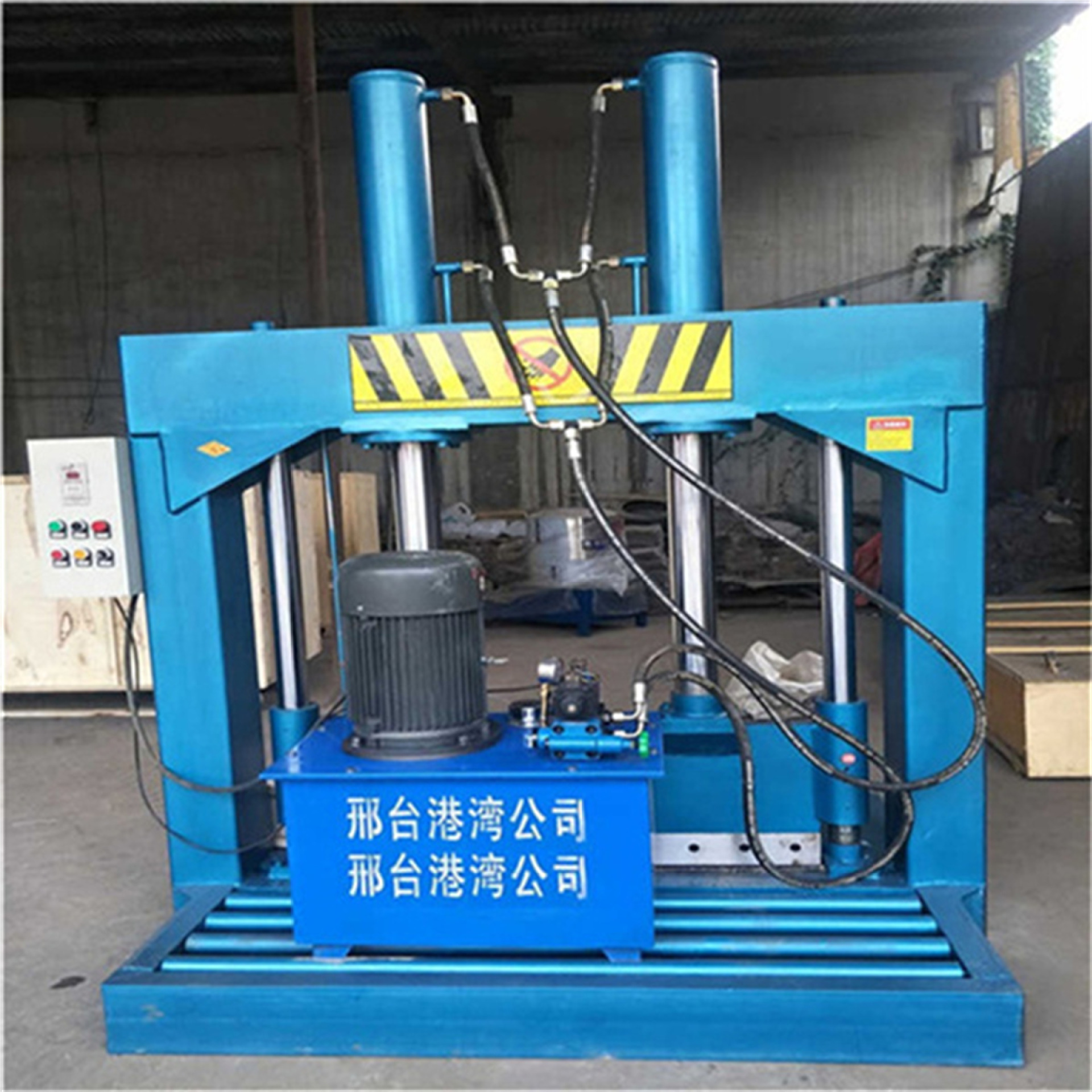 PER塑料卷筒液压铡刀 水泥袋切割机 毛毡切料机