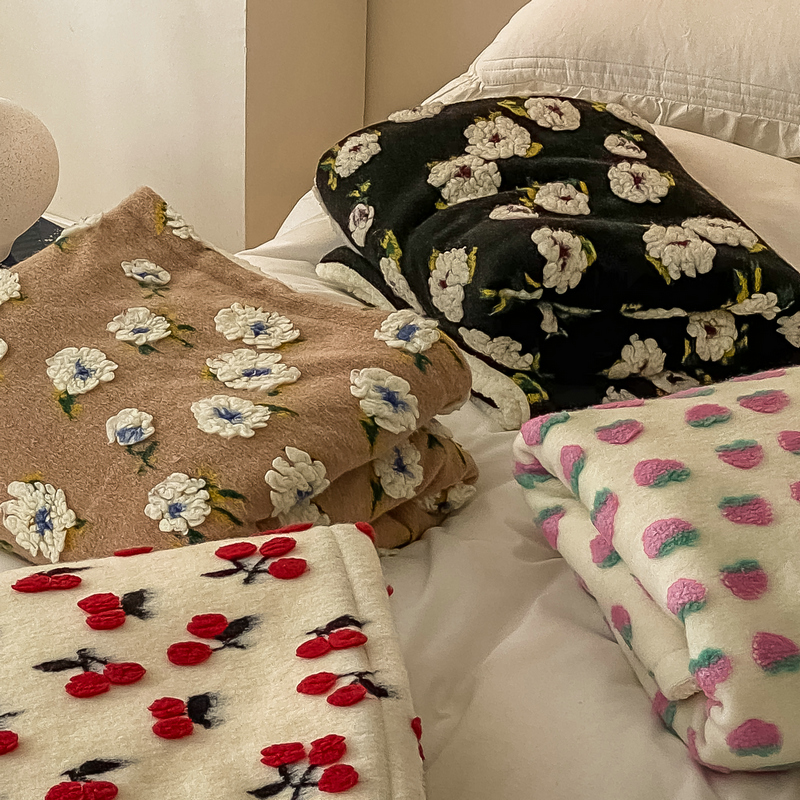 立体提花羊羔绒双层毯冬季加厚珊瑚绒毯子M沙发盖毯单人宿舍毛毯