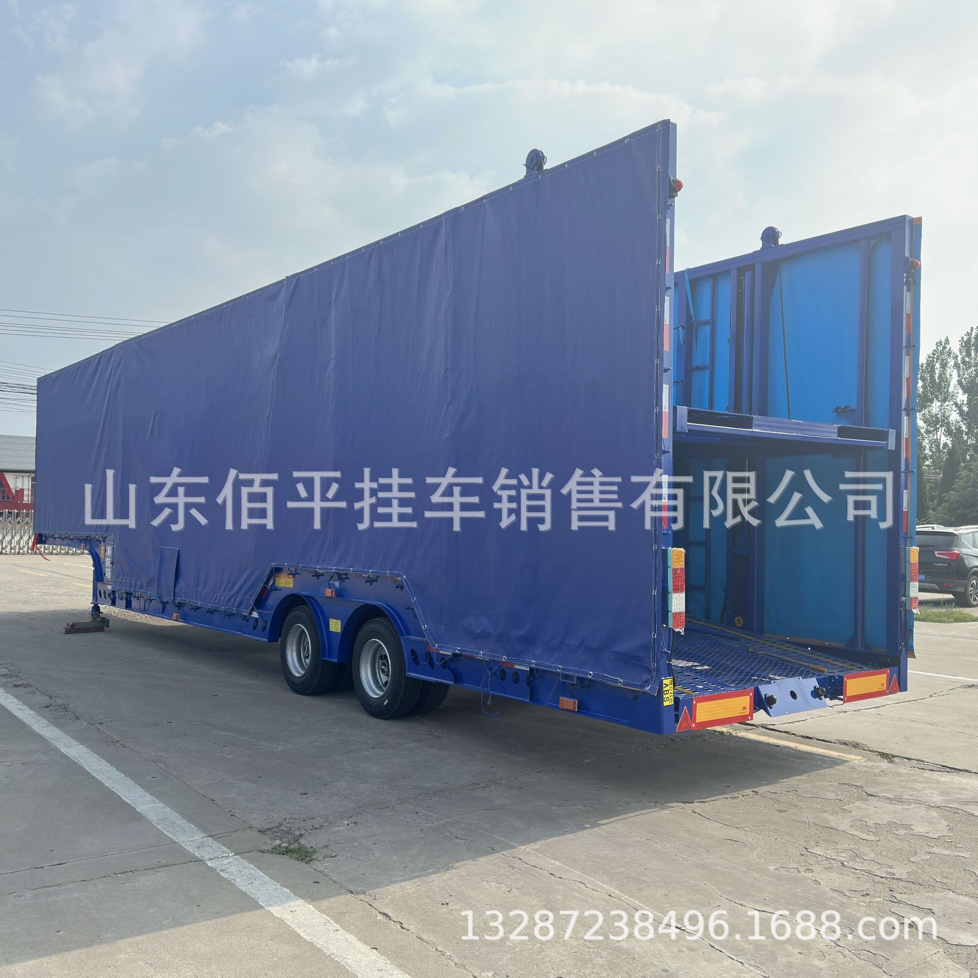 出售两桥半封闭轿运车液压动力
