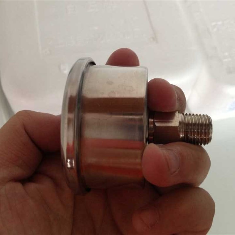 STCIF轴向耐震压力表YN-50Z油压表防震压力表0-0.6MPA螺纹1/4