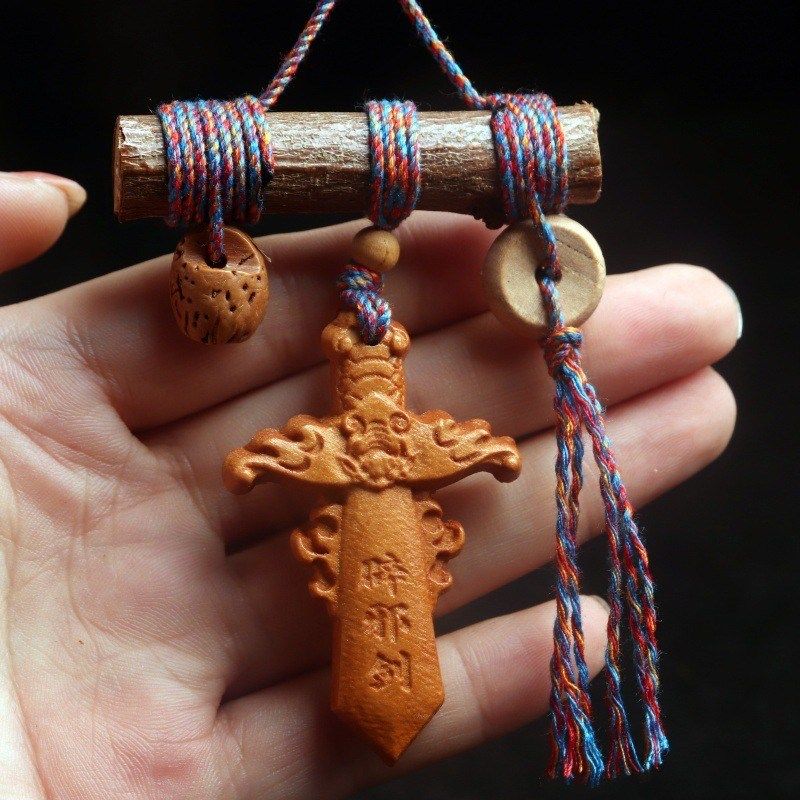 花素新款朱f砂桃木挂件婴儿推车出行吊坠天然原木汽车挂件,家居饰品,吊饰/挂饰,淘宝优惠券,粉丝福利购,淘宝优惠卷