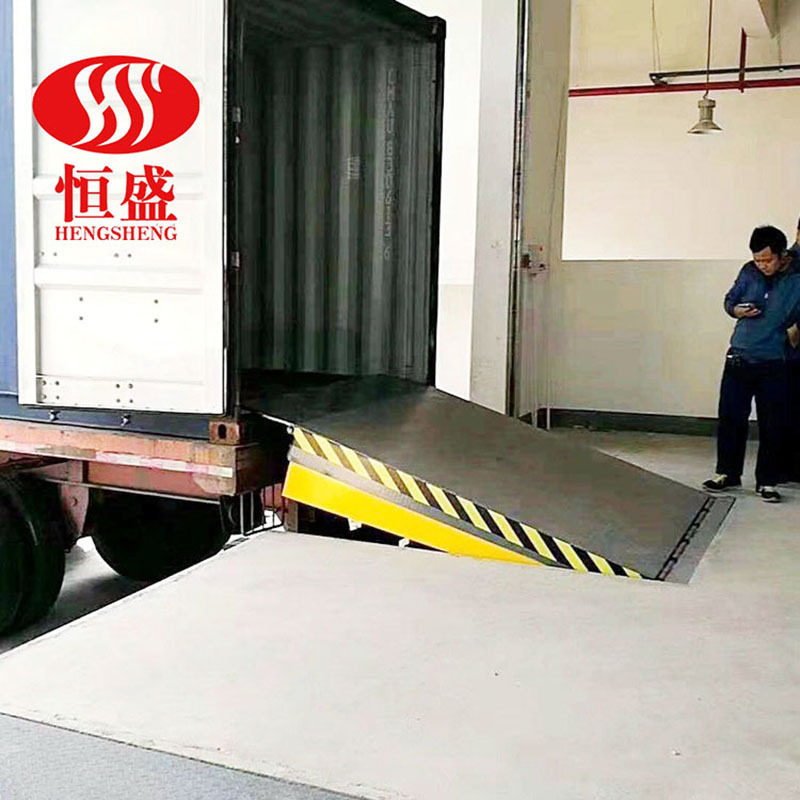 固定式登车桥月台装卸平台调节板仓储集装箱装卸平台叉车装车平台