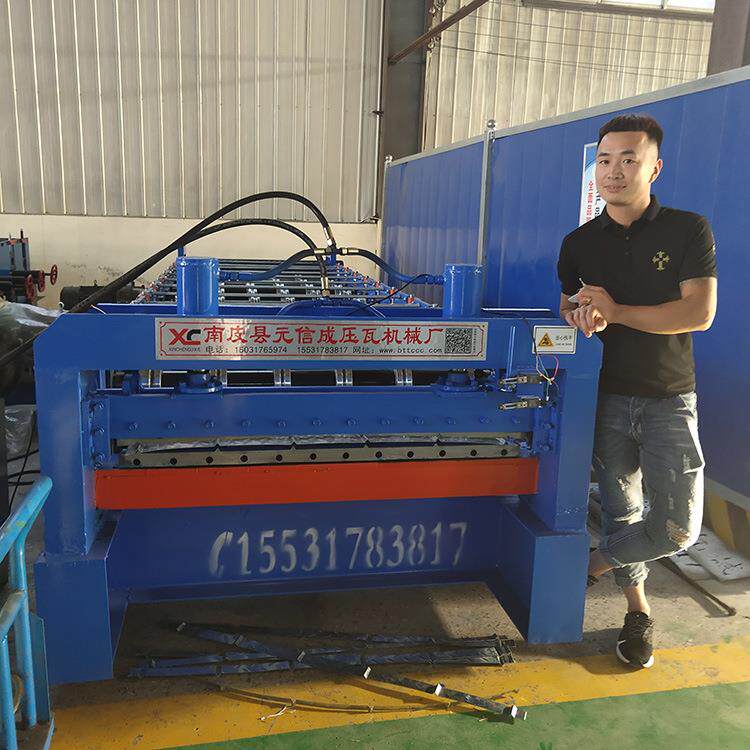 铁板平板辊压机铁板压花机欢迎选购性价比高