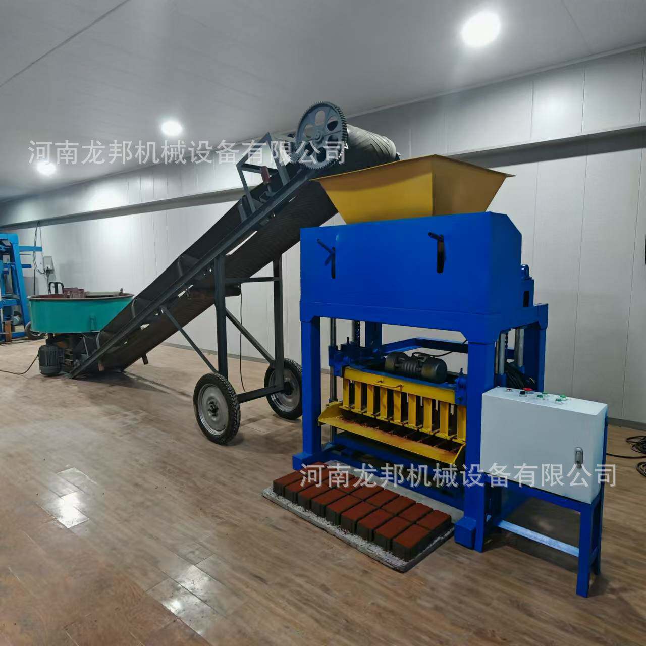 龙邦半自动水泥免烧砌块砖机设备家用彩砖制作机器
