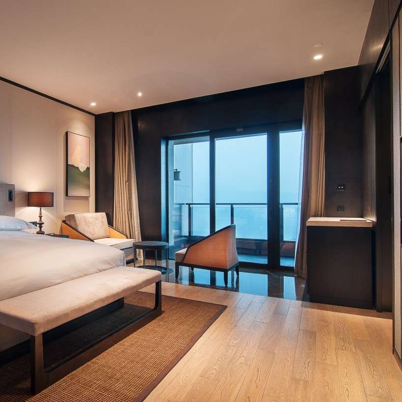 蓝柯路L-6380A全固含抗刮哑光UV聚氨酯树脂 清漆涂料PVC地板、革