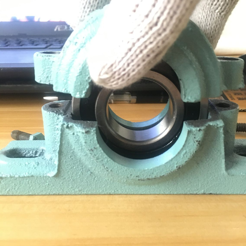 加厚立式轴承座瓦盒轴壳1504 1505 1506 1507 1508 1509 1510铸铁