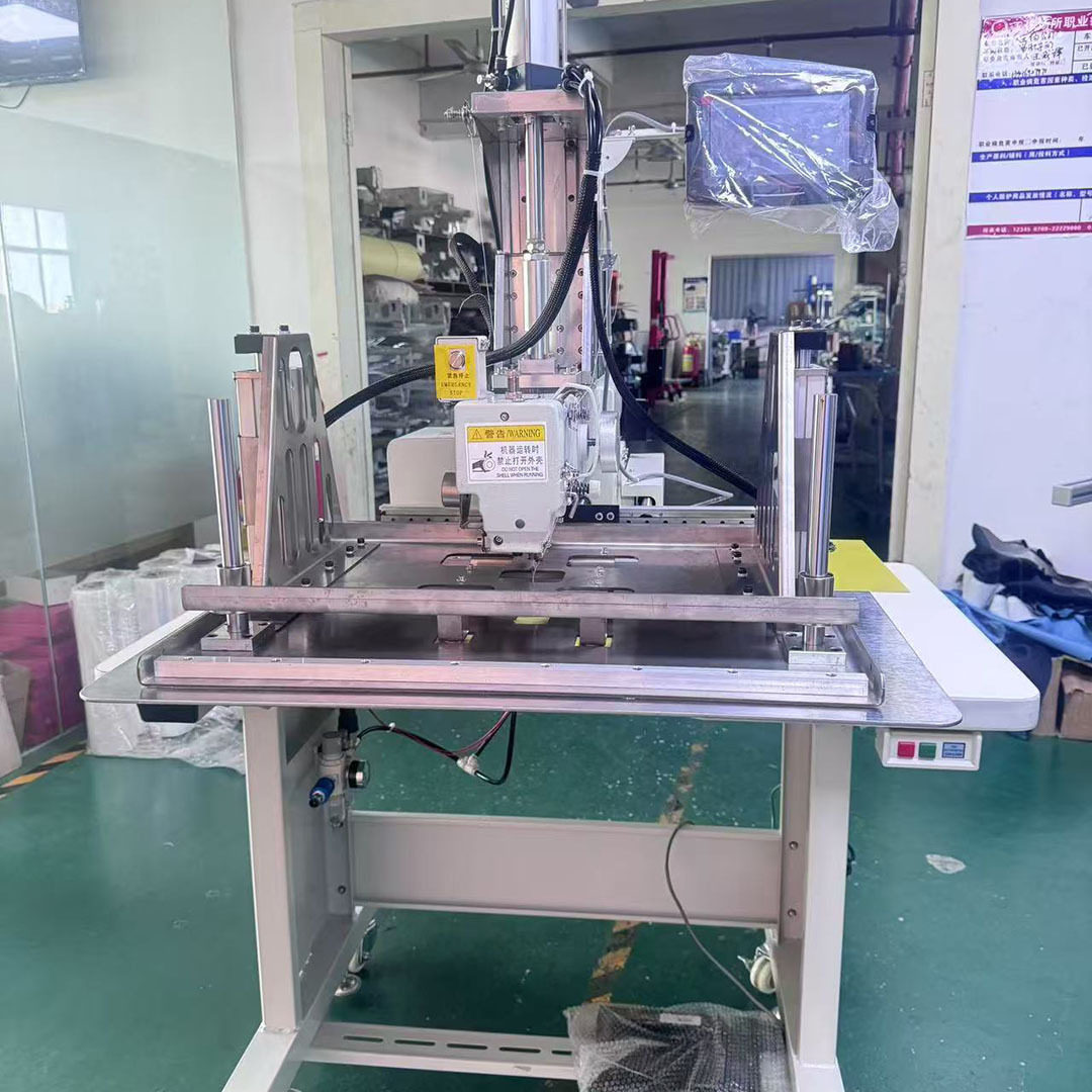 厂家供应升降头针车抱枕机靠垫车缝机坐垫沙发垫打圈机枕头车线机