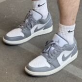 Jordan 复古潮流防滑耐磨舒适百搭运动休闲板鞋 Air 553558 053