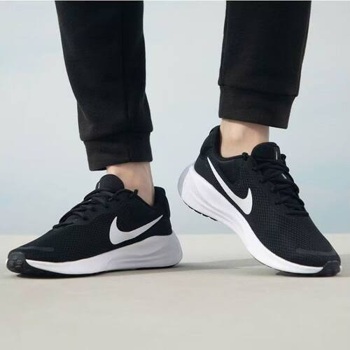 Nike/耐克 REVOLUTION 7 黑色低帮轻便透气休闲跑步鞋 FB2207-001