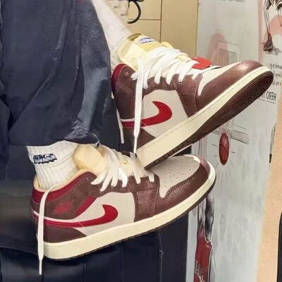 耐克NIKE篮球鞋AJ1女鞋大童鞋Air Jordan休闲高帮板鞋HF3196-100